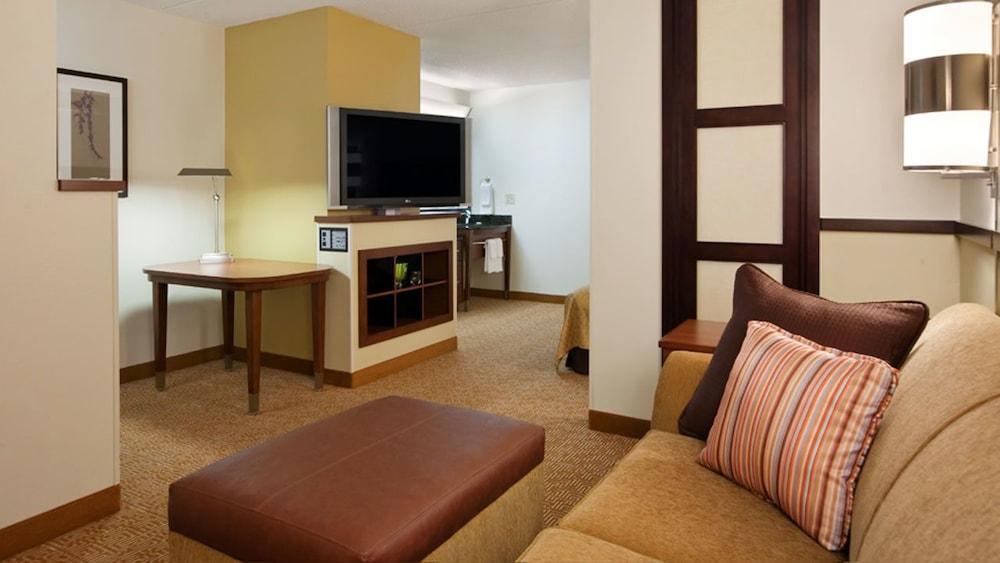Comfort Suites Milwaukee West Esterno foto