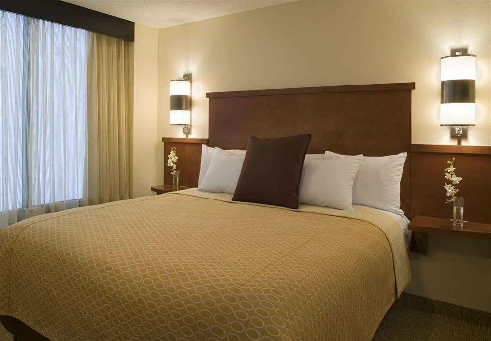 Comfort Suites Milwaukee West Esterno foto